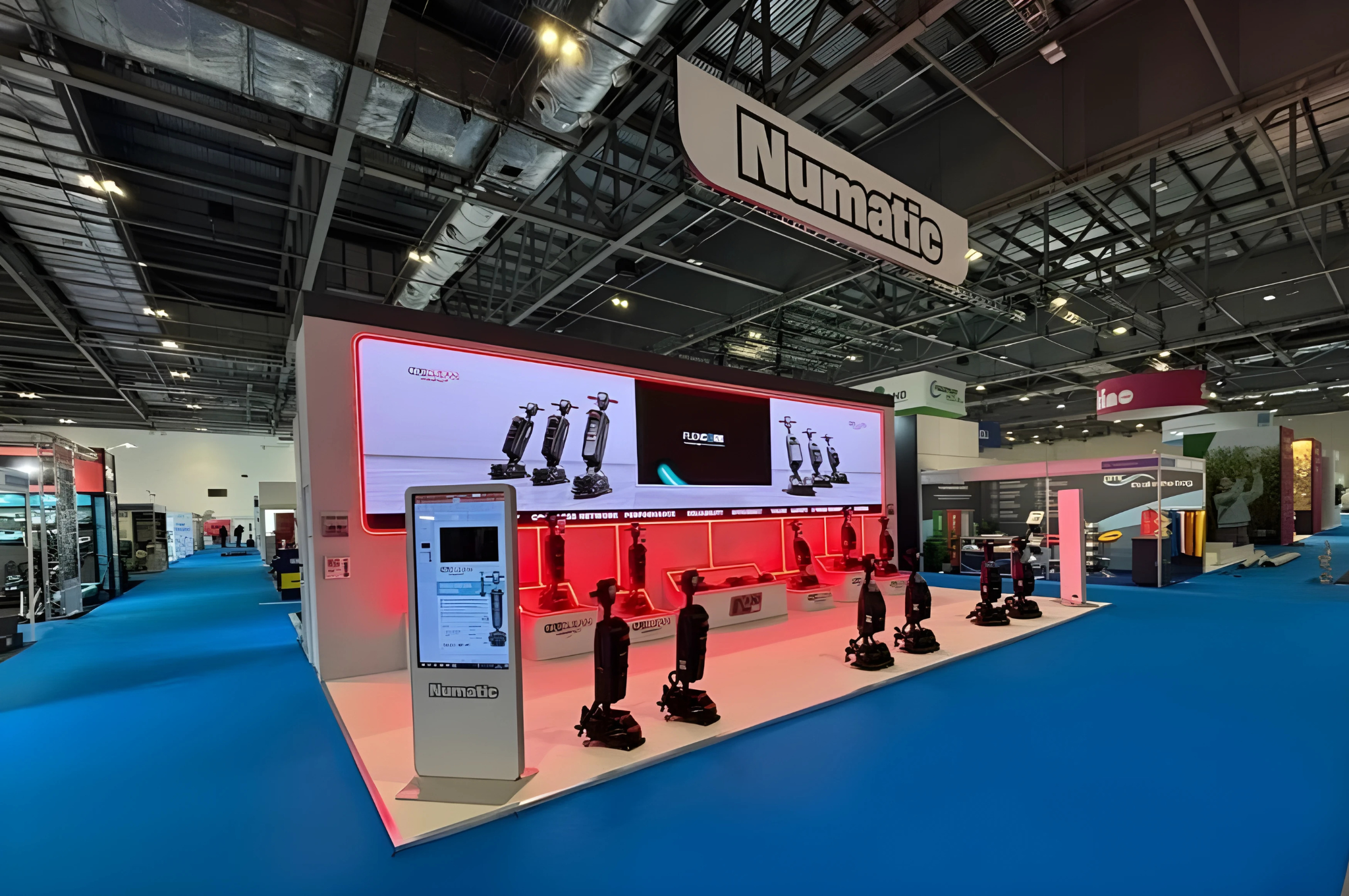 AUTOMECHANIKA Panel LED (3)